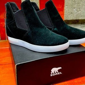 Brand New Sorel Out n About Slip-on Wedge Size 9
